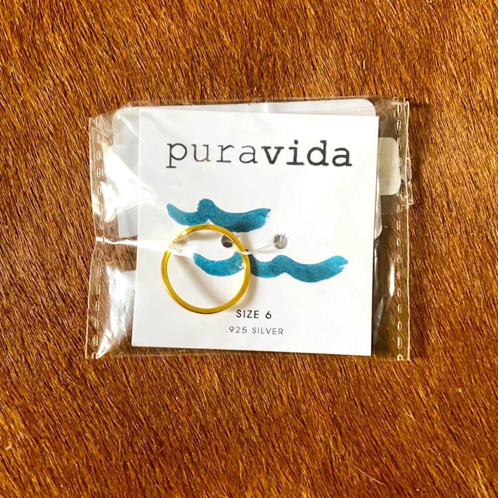 Puravida Wave Ring